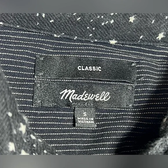 Madewell Oversized Ex-Boyfriend Button Down - Picture 3 of 6